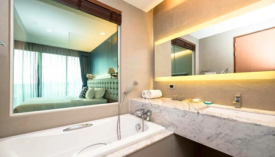 هتل بلو سوتل کرابی